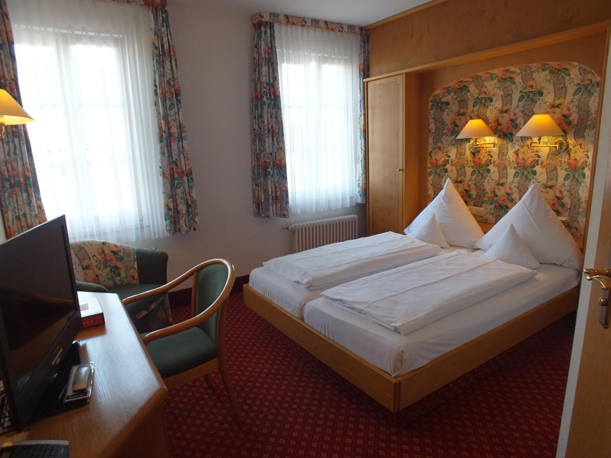 Hotel-Gasthof Zum Weyssen Roessle Schiltach Phòng bức ảnh