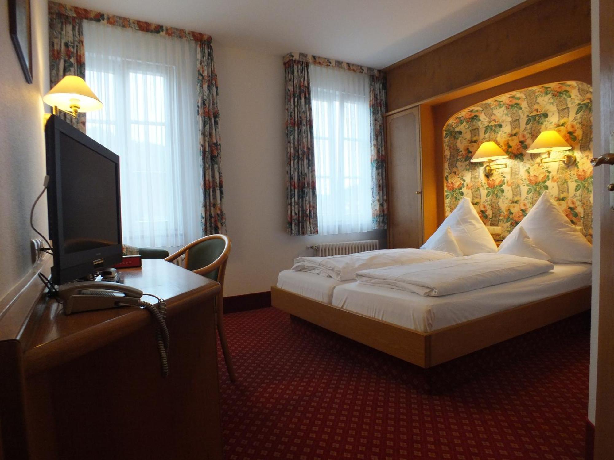 Hotel-Gasthof Zum Weyssen Roessle Schiltach Phòng bức ảnh