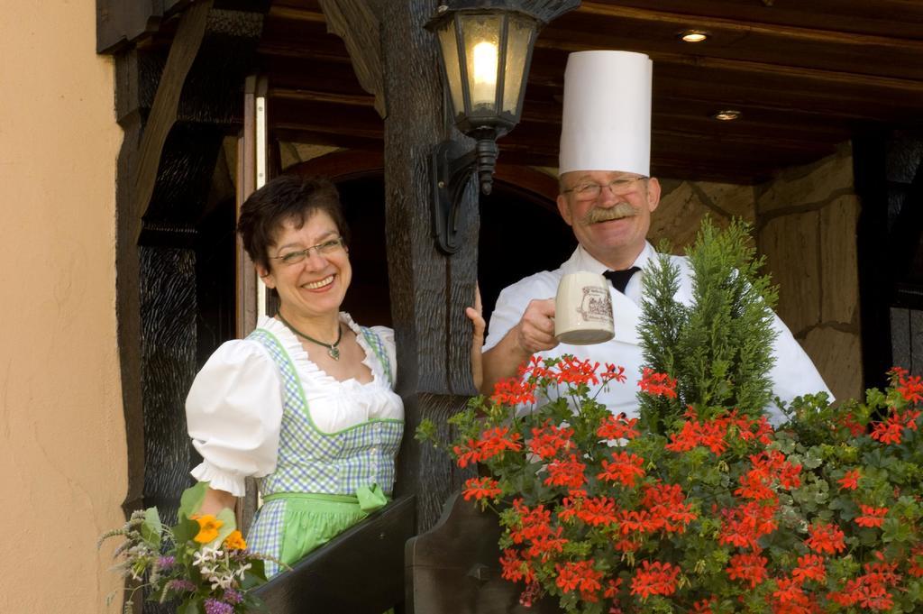Hotel-Gasthof Zum Weyssen Roessle Schiltach Ngoại thất bức ảnh