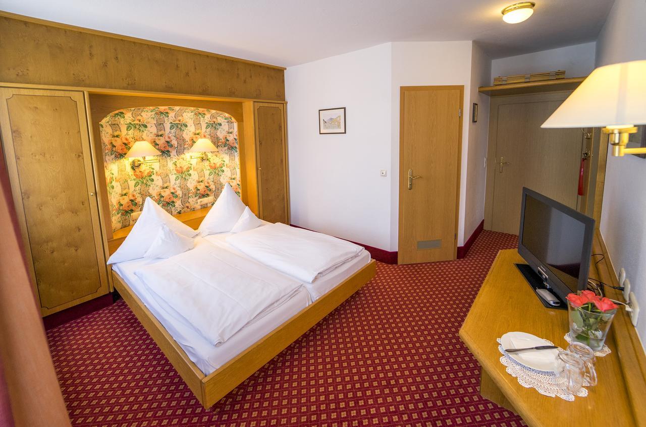 Hotel-Gasthof Zum Weyssen Roessle Schiltach Ngoại thất bức ảnh